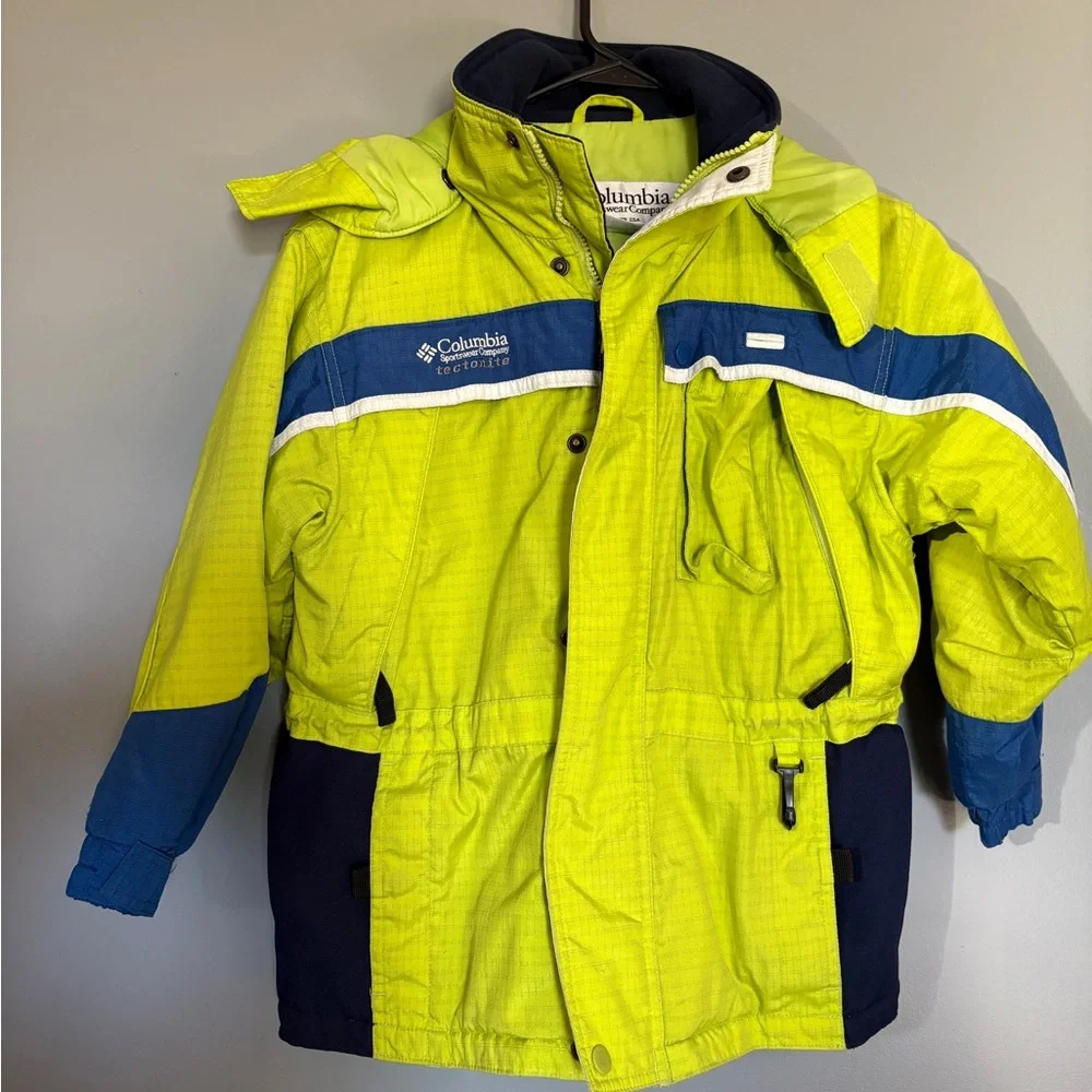 Columbia Kids' Lime and Navy Puffer Jacket Cabincore Winter Skiing